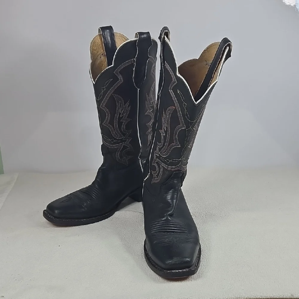 Ladies Justin Black Embroidered Cowboy Boots - Picture 1 of 11